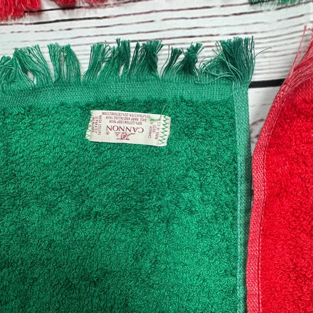 Vintage Holiday Towels Set -Cannon Fieldcrest Christmas Santa Joy  Red Green